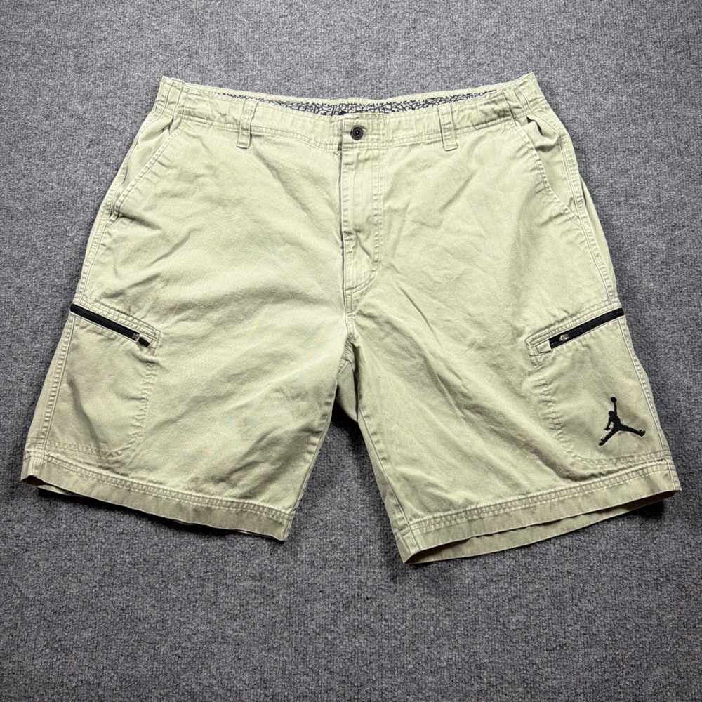 Nike Jordan Brand Cargo Shorts Men 40 Jumpman Utility Elephant Print Cement
